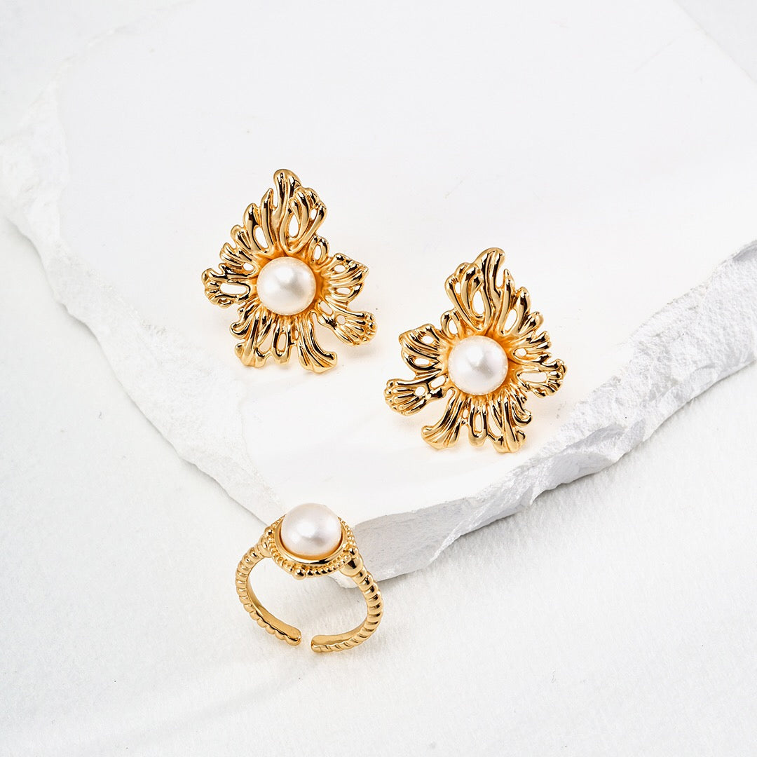 Sunflower Gold Pearl Earrings