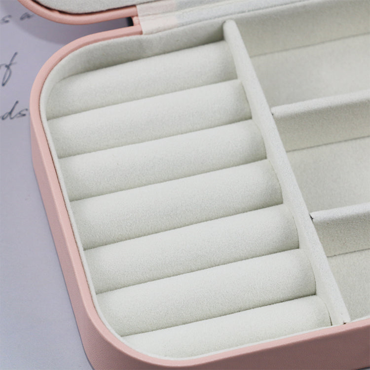 Travel Jewelry Box – PU Leather Organizer for Rings & More